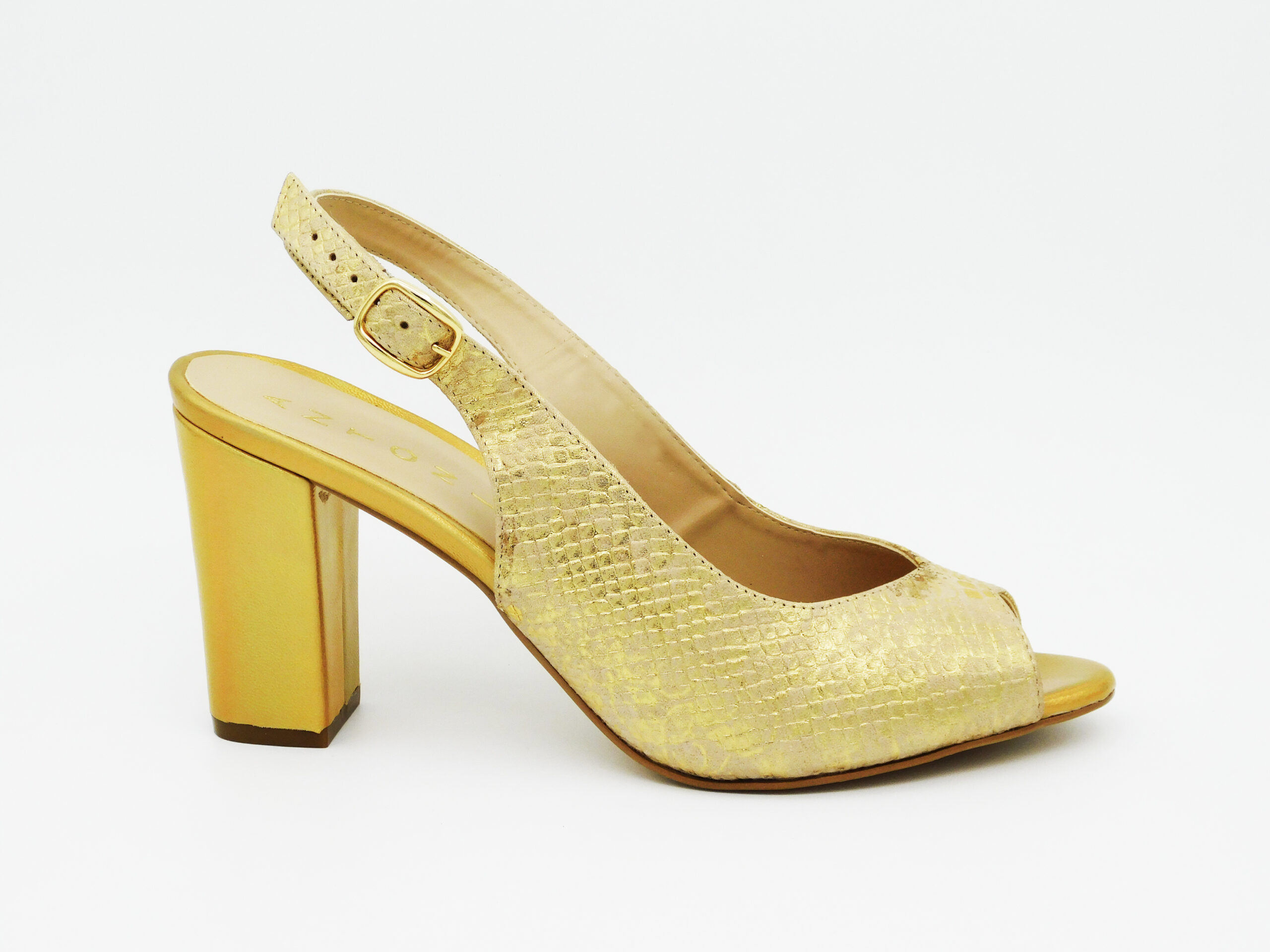001 Antonie 9287