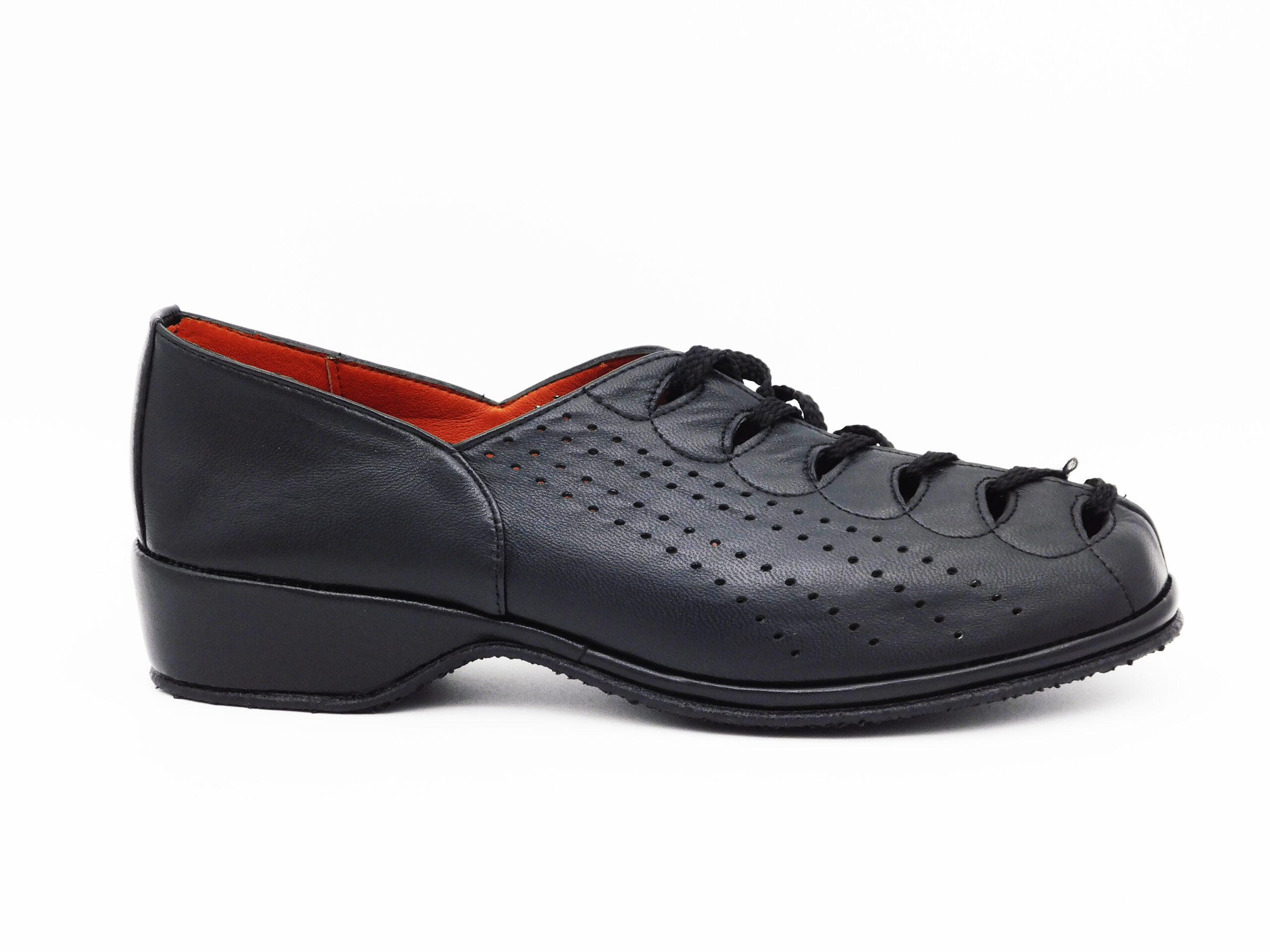 001 Victoria Con-1022