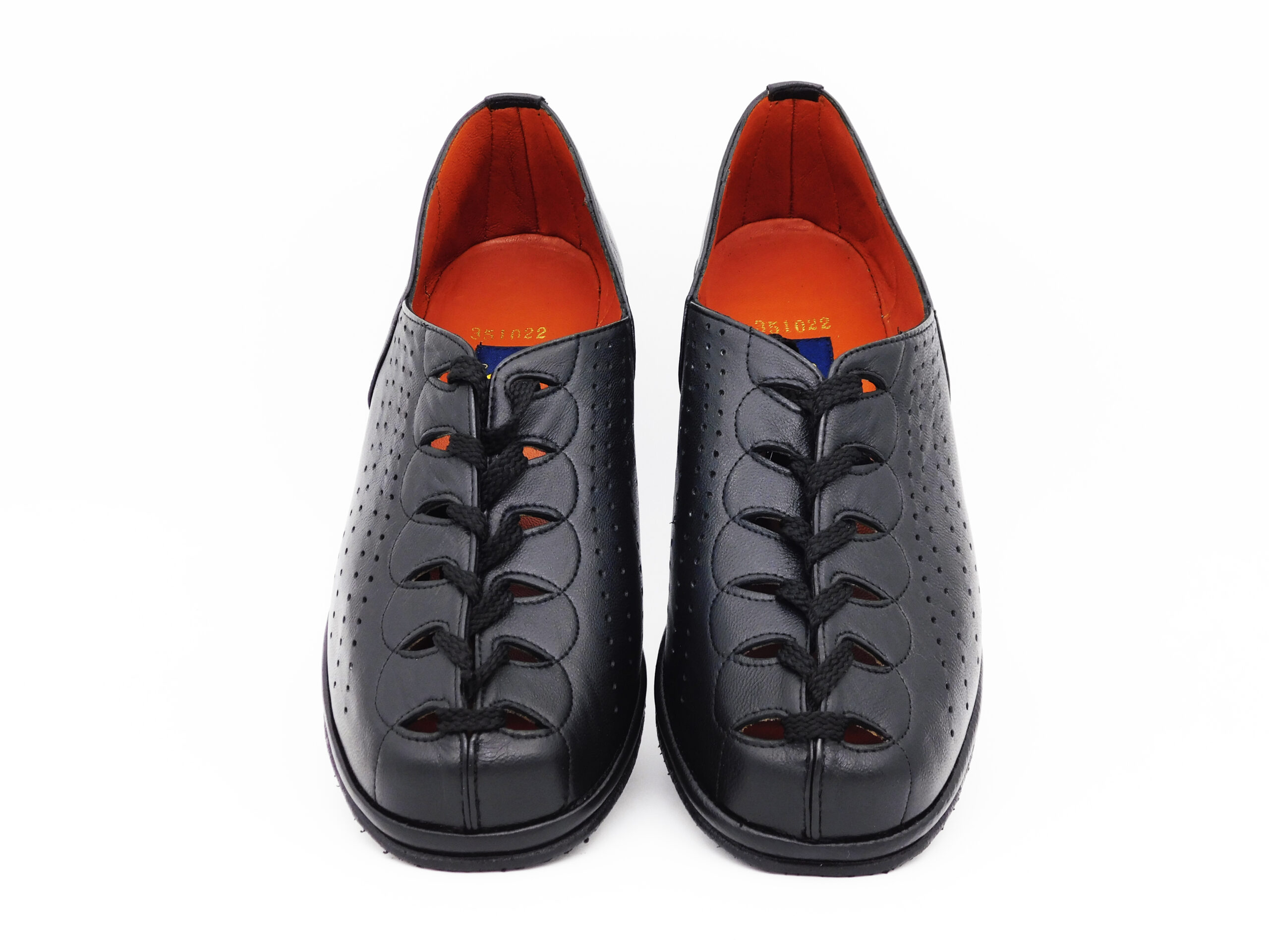 005 Victoria Con-1022