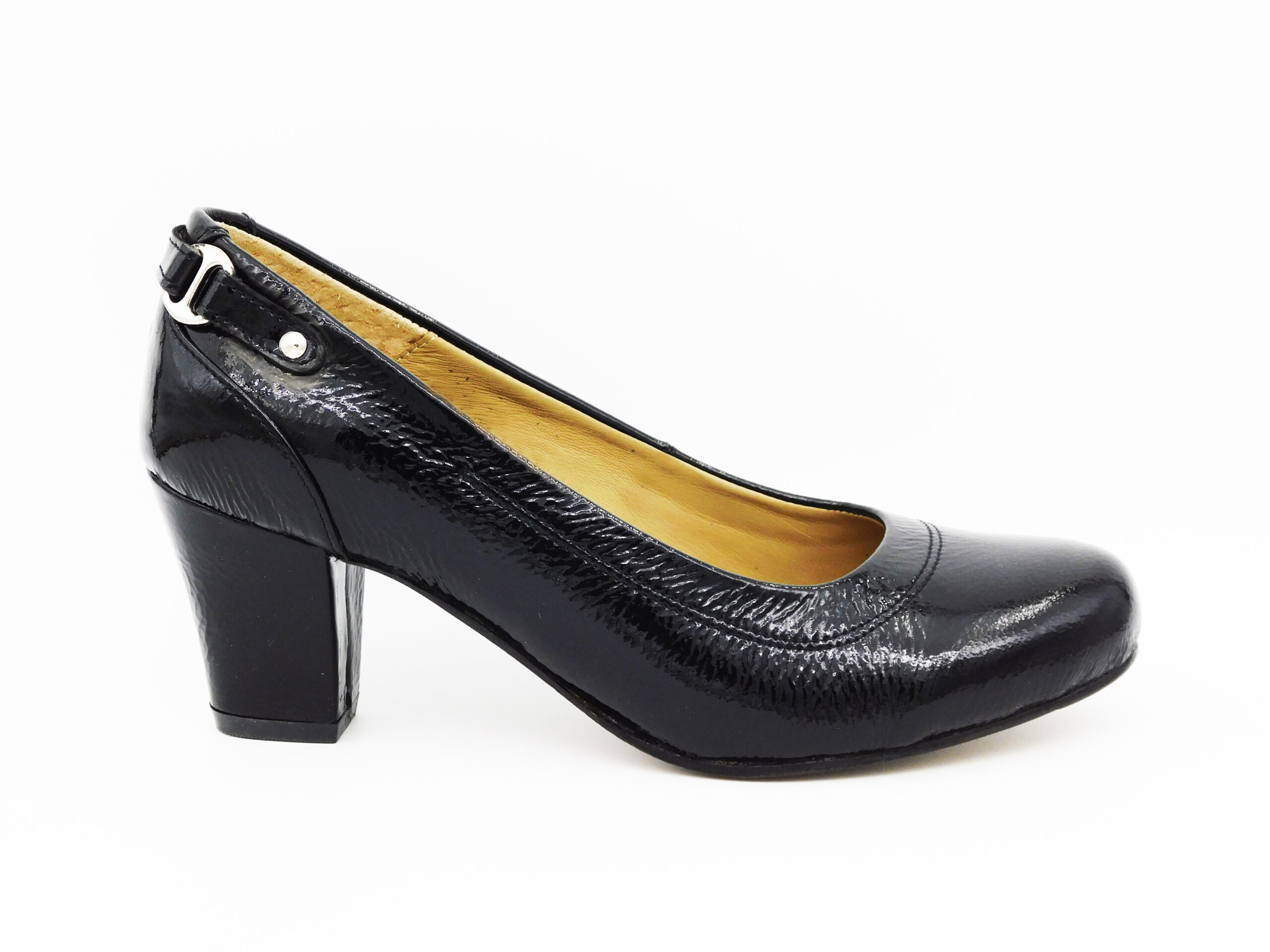 001 Victoria Fel-906