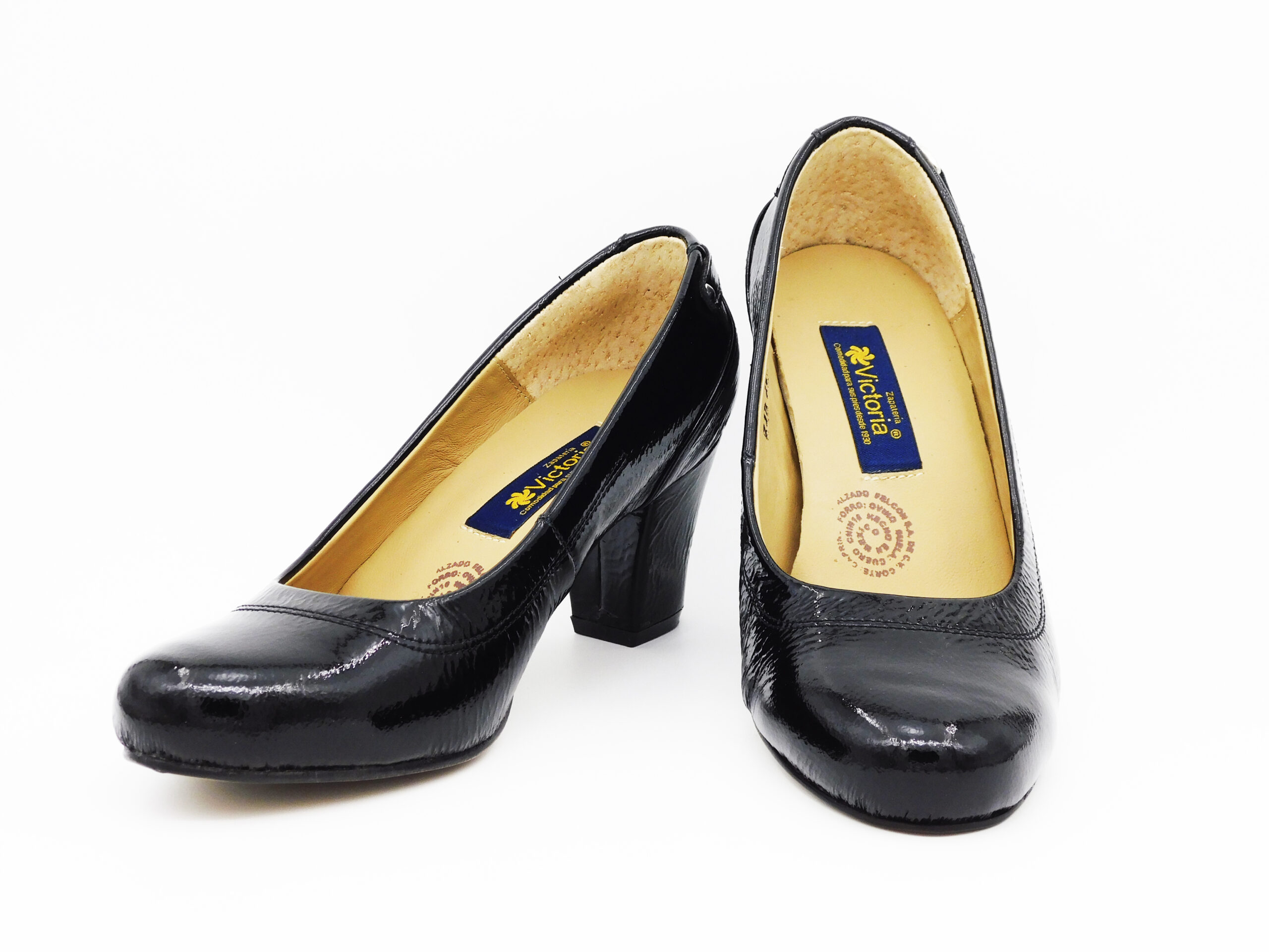 002 Victoria Fel-906