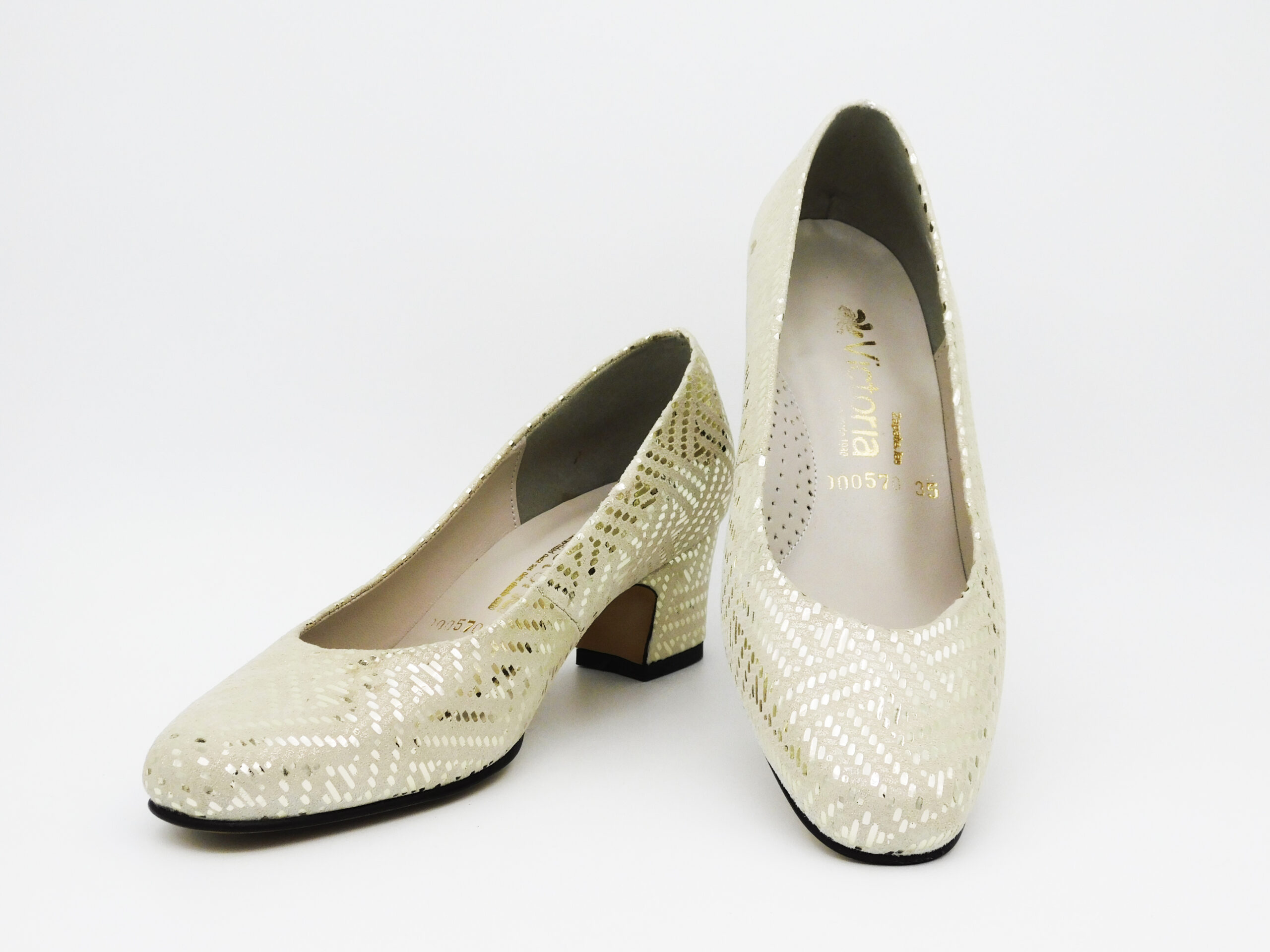 002 Victoria Gre-570 (1)