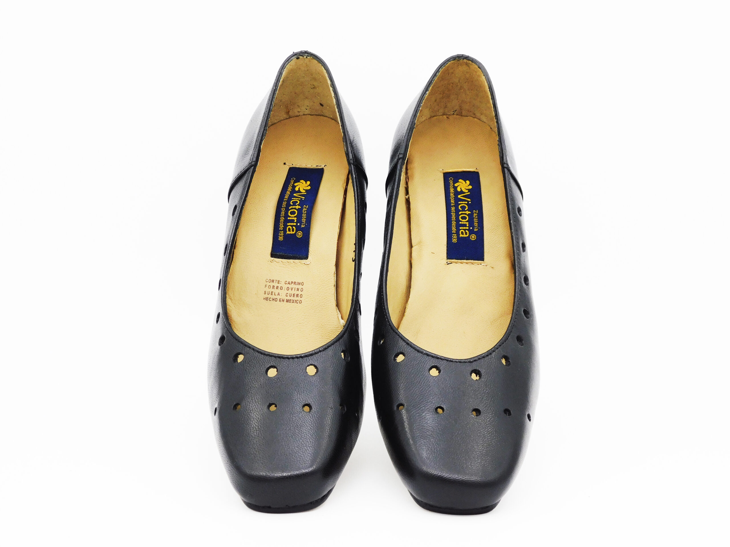 005 Victoria Fel-2113